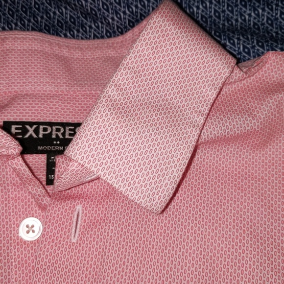 Patterned modern fit button down - Picture 3 of 3